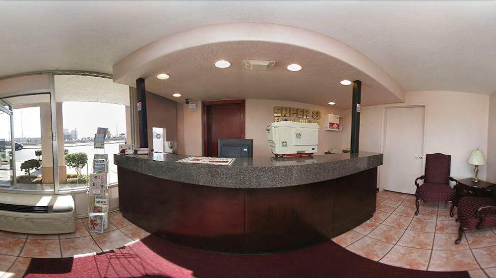 Super 8 By Wyndham Oklahoma Fairgrounds Motell Exteriör bild