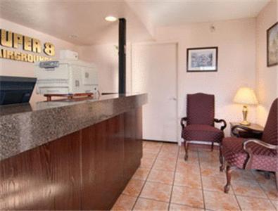 Super 8 By Wyndham Oklahoma Fairgrounds Motell Exteriör bild